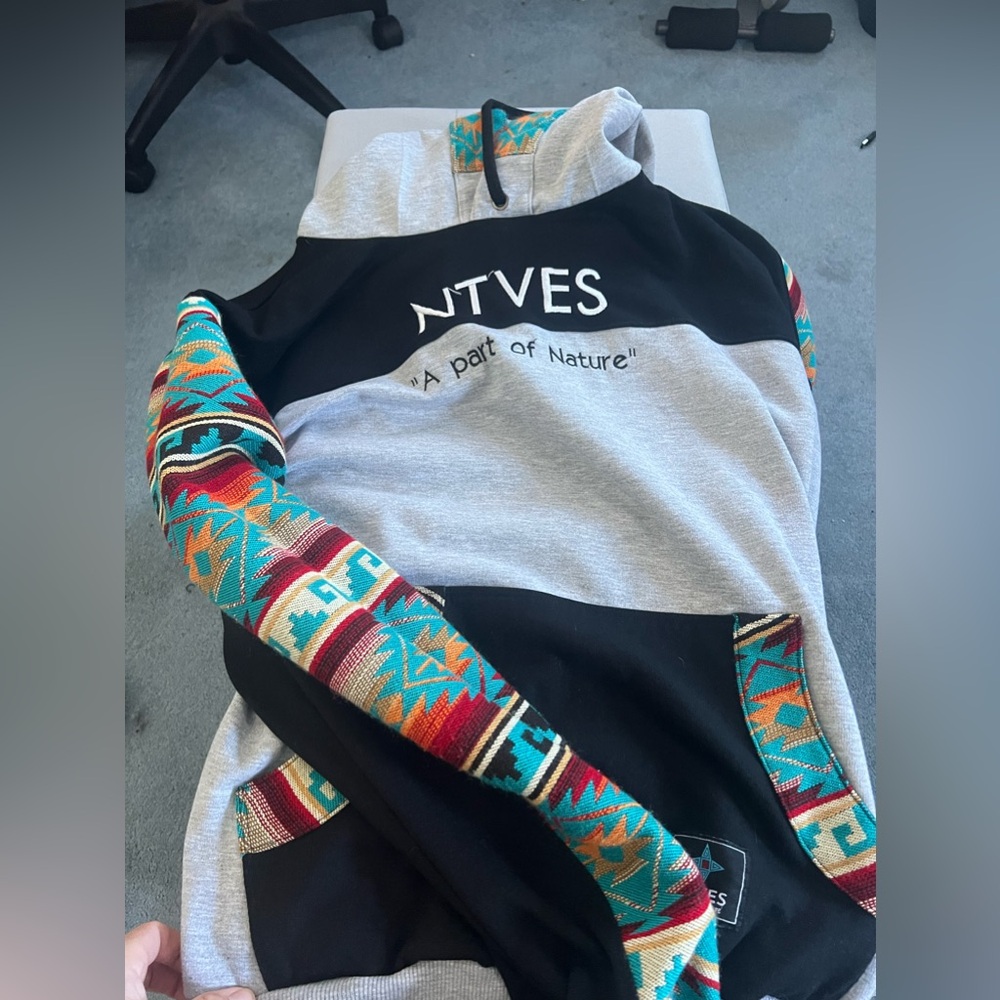 Mens XL natives sweatshirt! SUPER COMFY AND HANDMADE